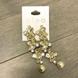 4 for 20$ / NWT statement earrings